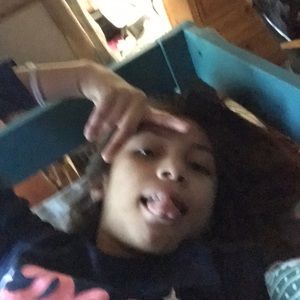 Meet your Posher, Ariel